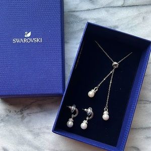 Swarovski Rhodium and Pearl Necklace and Earring Set